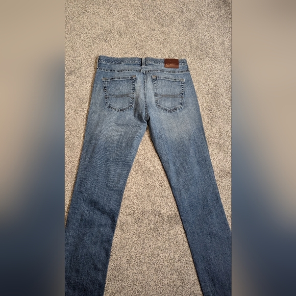 Men's Hollister Slim Straight Epic Flex Jeans. Light Wash. Size is W34 L… - Picture 10 of 12